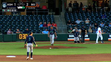 Anderson Brito K's 12, ties career high