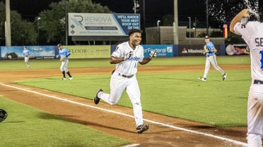 Shuckers Split Doubleheader with Warren's Walk-Off Homer in After Dark Affair