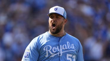 Carlos Estévez locks down save, Royals' 1-0 win