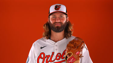 O's call up prospect Brandon Young to start vs. Reds