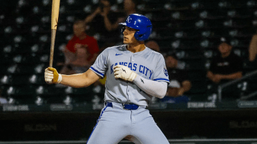 4 straight games with a homer! Royals' Caglianone belts 459-foot dinger