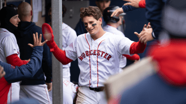 116 mph homer AND potential HR robbery? MLB's No. 1 prospect stars at Triple-A
