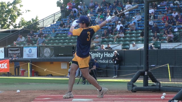 2025 Draft: Landon Hodge, C/2B